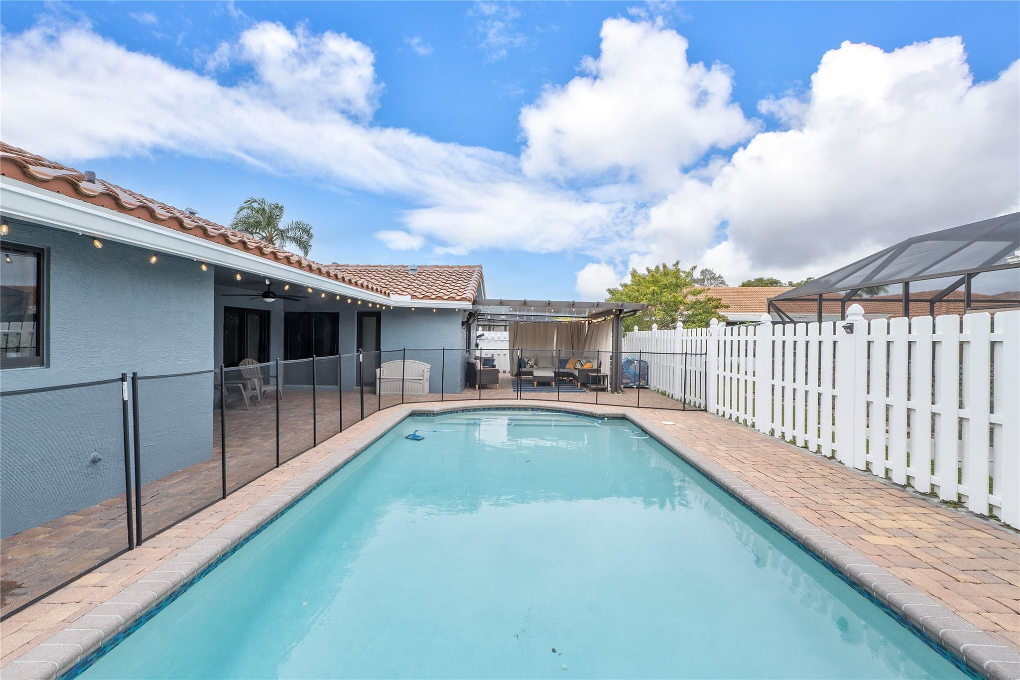 7907 Northwest 19th Street Pompano Beach, FL 33063 - Photo 4 of 40 Photo 4