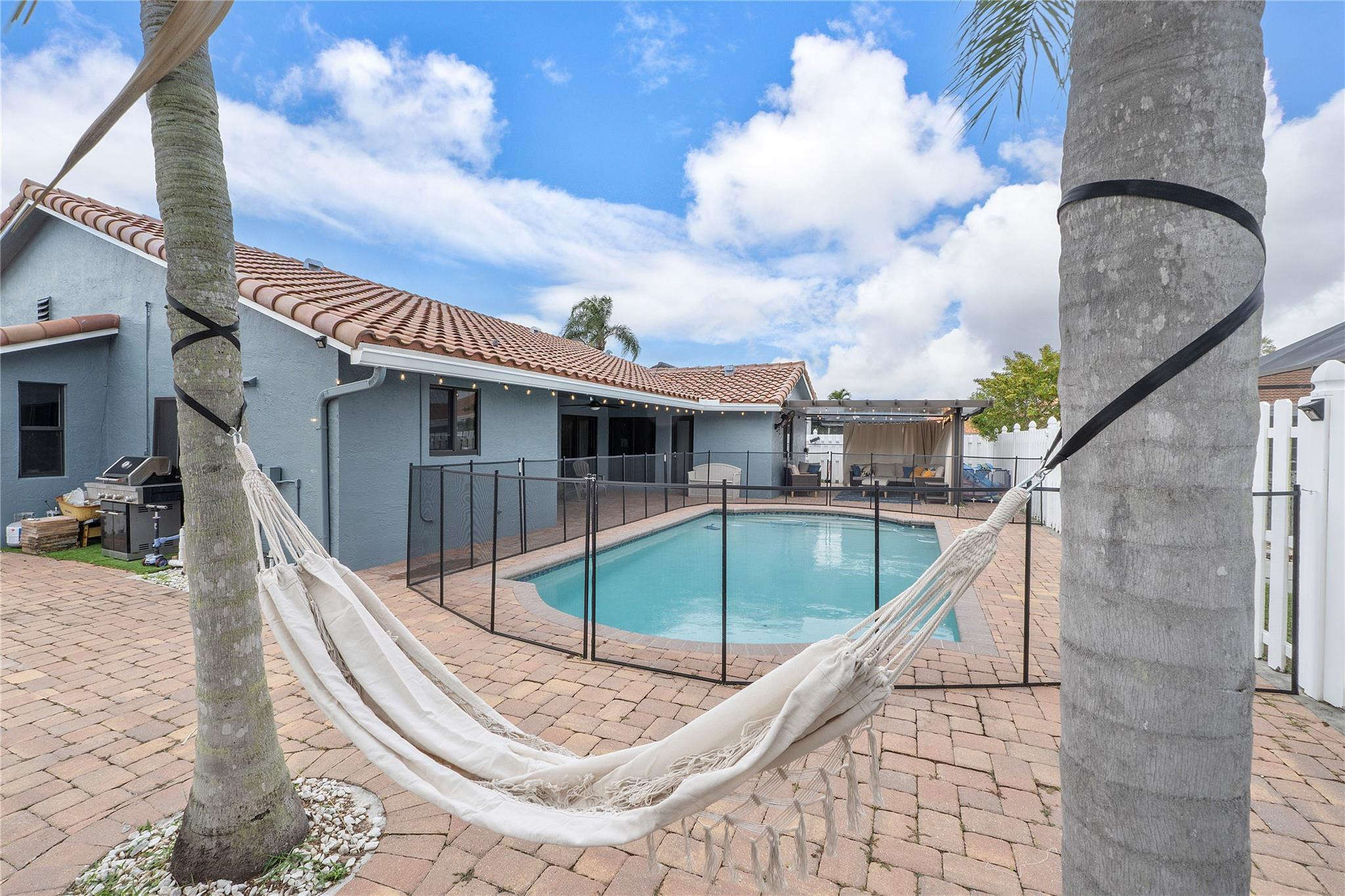 7907 Northwest 19th Street Pompano Beach, FL 33063 - Photo 7 of 40 Photo 7