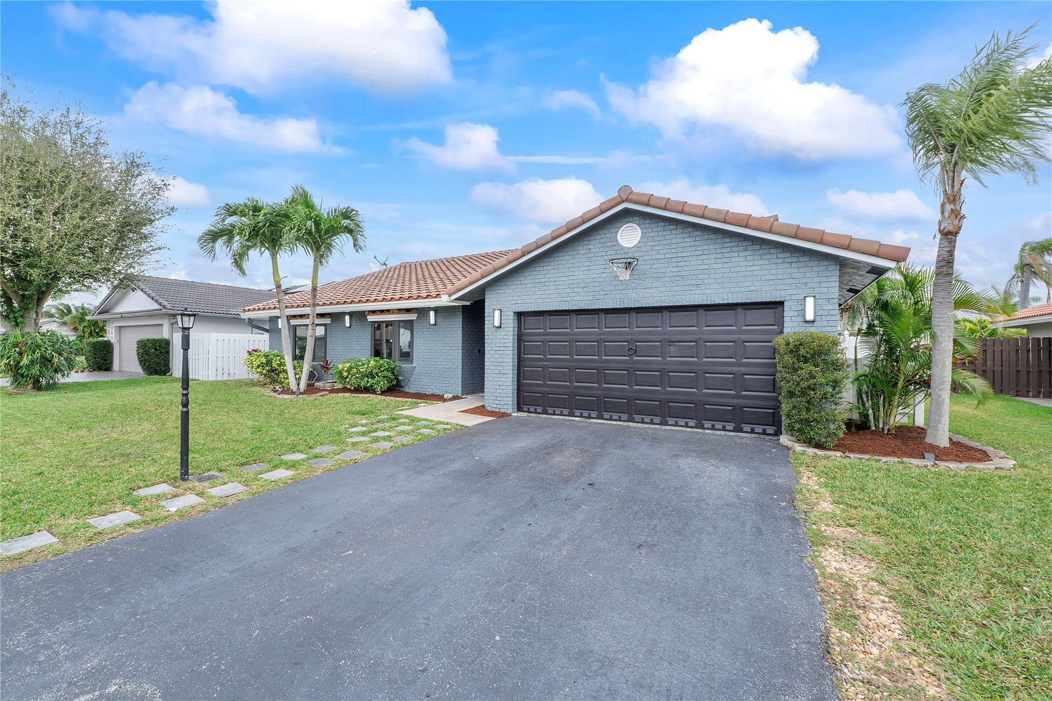 7907 Northwest 19th Street Pompano Beach, FL 33063 - Photo 9 of 40 Photo 9
