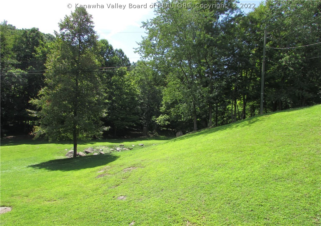 2396 Sycamore Road Culloden, WV 25510 - Photo 24 of 26 Gallery Image 24