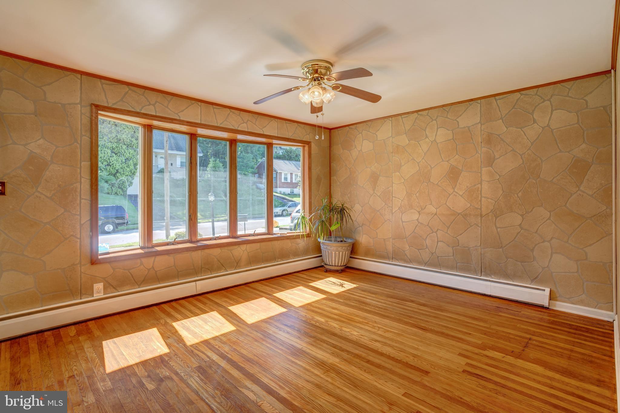 1363 Valley Road Woodlyn, PA 19094 - Photo 11 of 38 Gallery Image 11