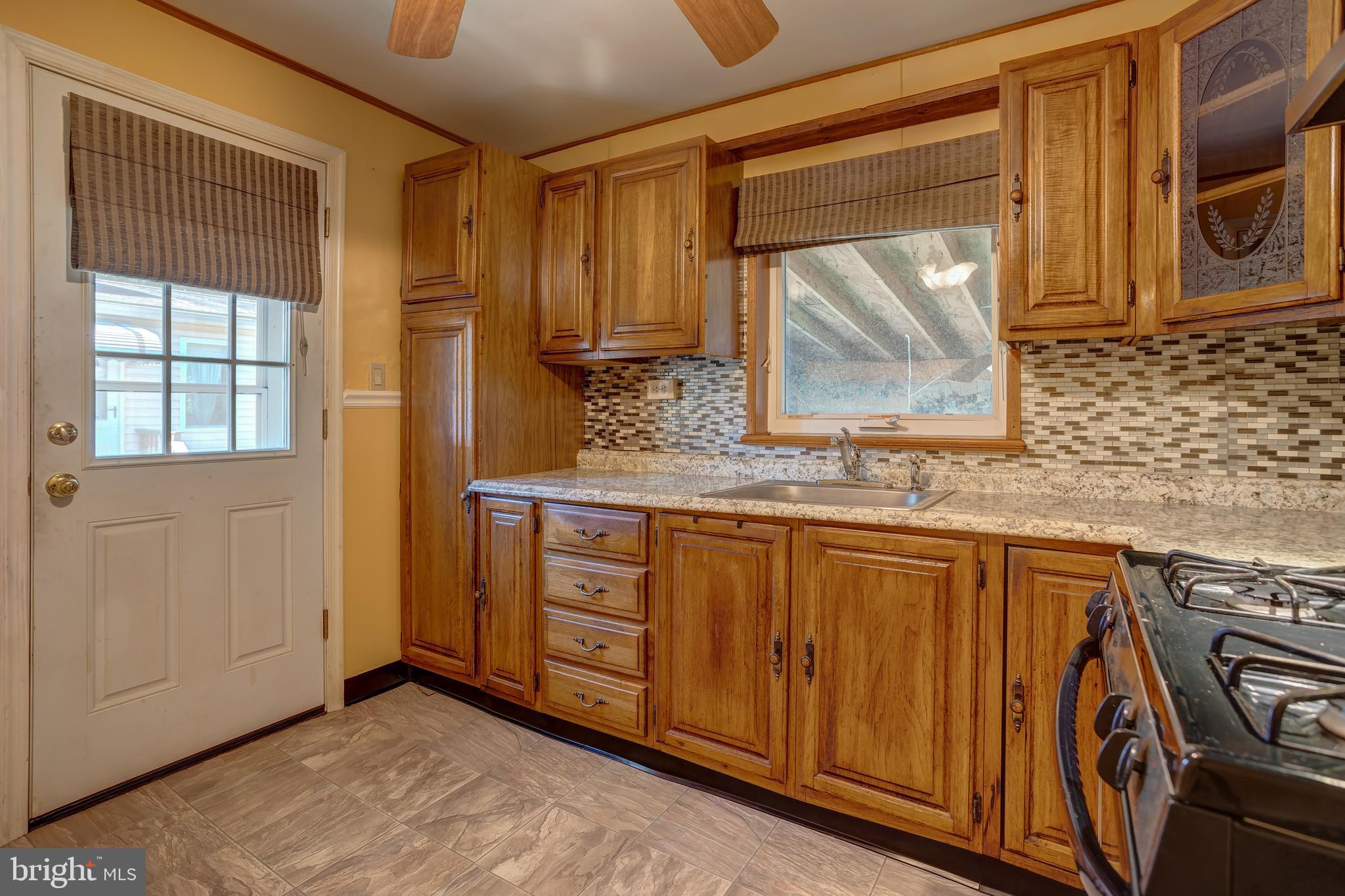 1363 Valley Road Woodlyn, PA 19094 - Photo 16 of 38 Gallery Image 16