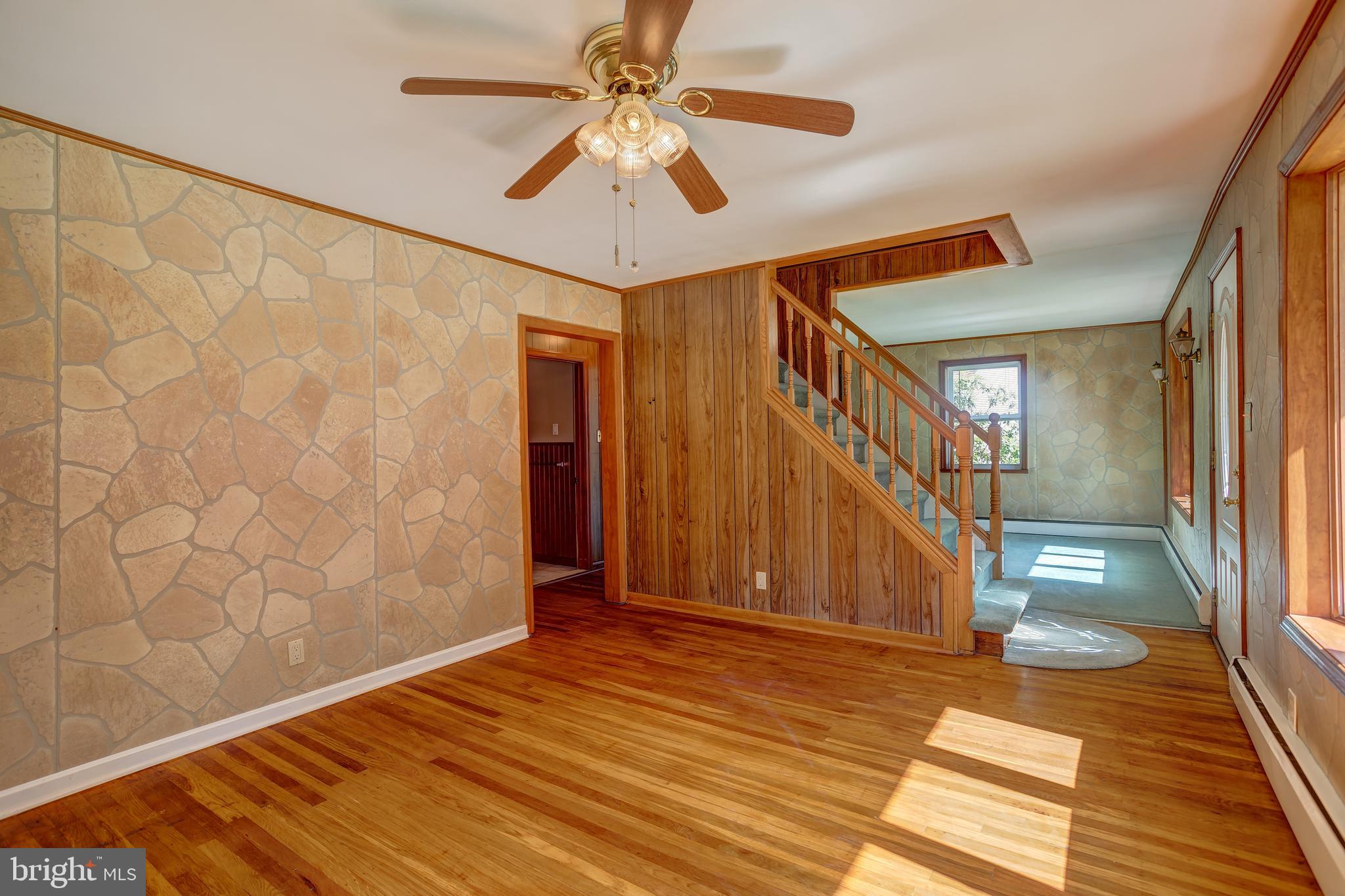 1363 Valley Road Woodlyn, PA 19094 - Photo 10 of 38 Gallery Image 10