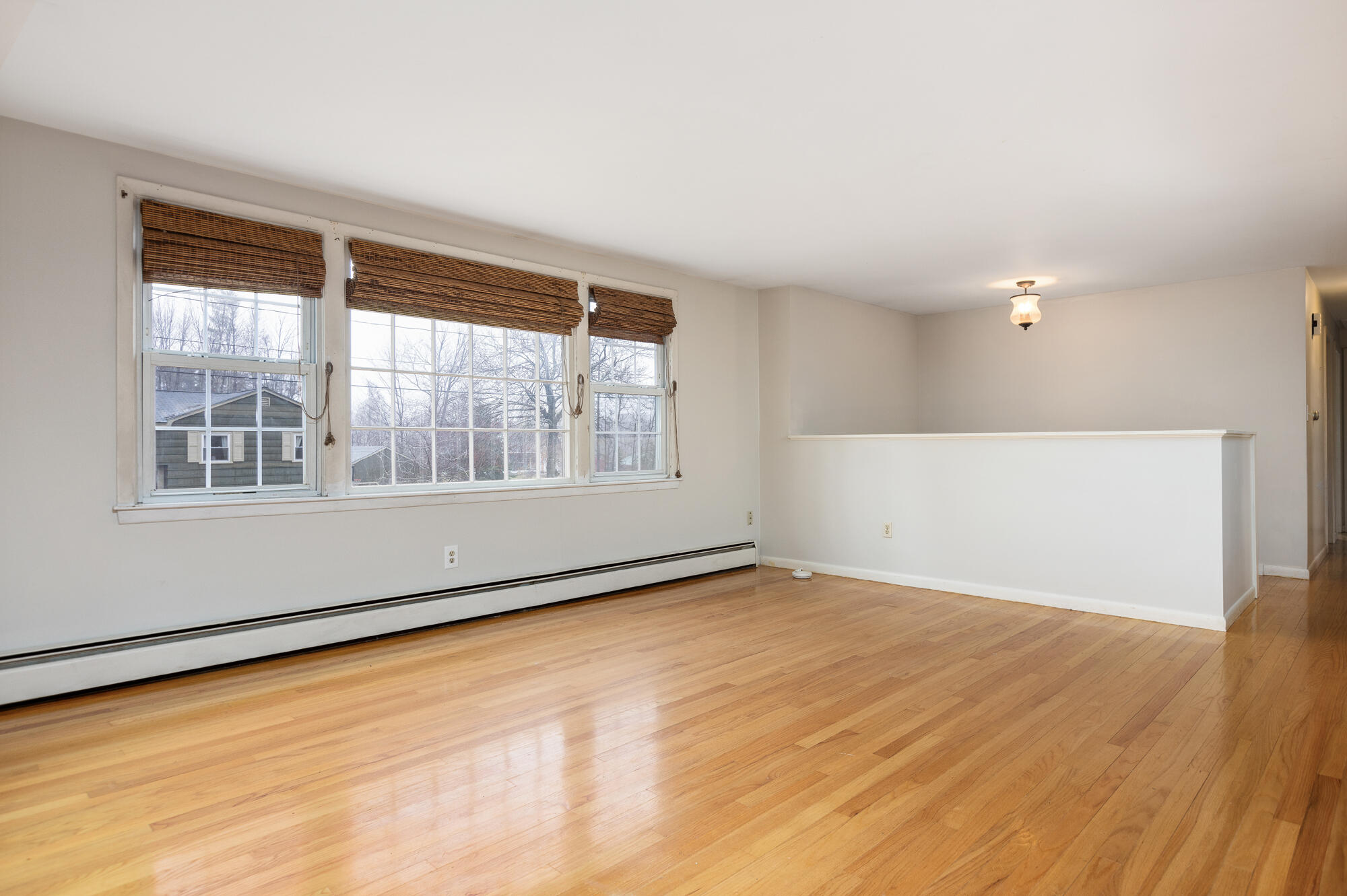 28 Valley Road Cape Elizabeth, ME 04107 - Photo 11 of 38 Living Room-2