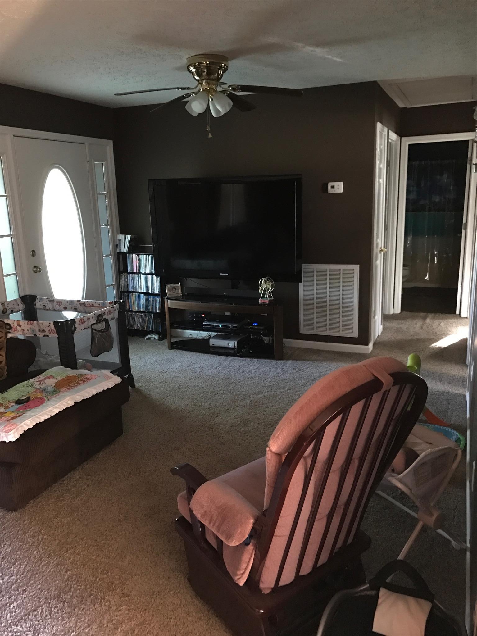 1109 Oak Knob Road Lafayette, TN 37083 - Photo 8 of 16 Gallery Image 8