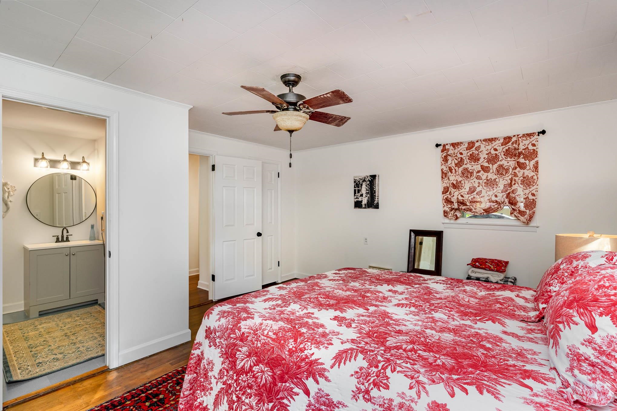 636 Little Tony Avenue Murrells Inlet, SC 29576 - Photo 16 of 31