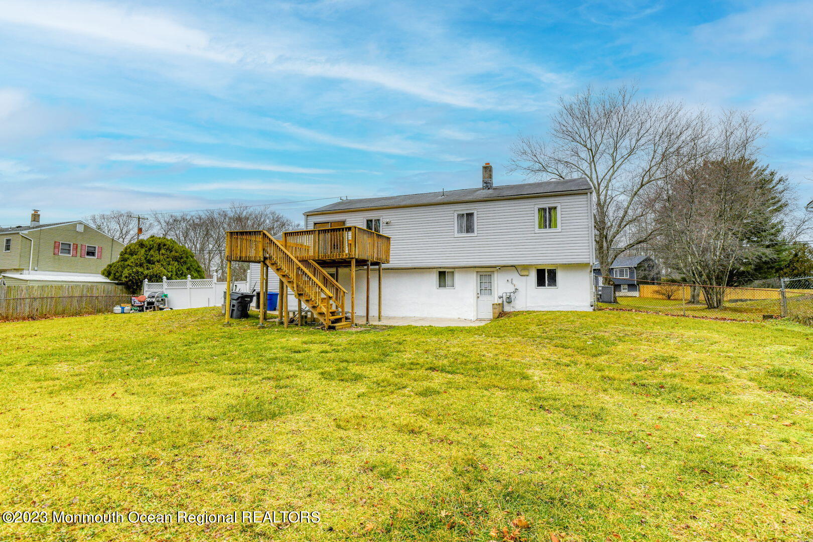 136 Newbury Road Howell, NJ 07731 - Photo 3 of 33 2-web-or-mls-DSC_4041_37