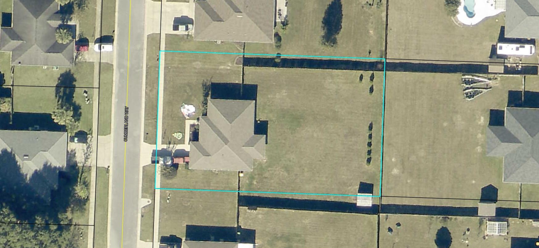 2405 Cumberland Way Crestview, FL 32536 - Photo 47 of 47 a bathroom with a shower