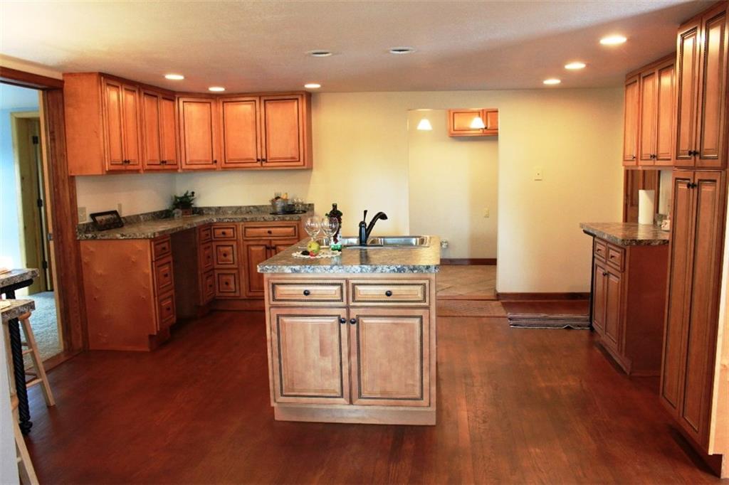 724 New Castle Road Slippery Rock, PA 16057 - Photo 4 of 20 Gallery Image 4