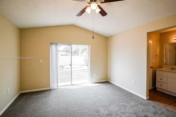 $3,449 | International Gardens, Miami, FL 33175