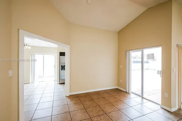 $3,449 | International Gardens, Miami, FL 33175