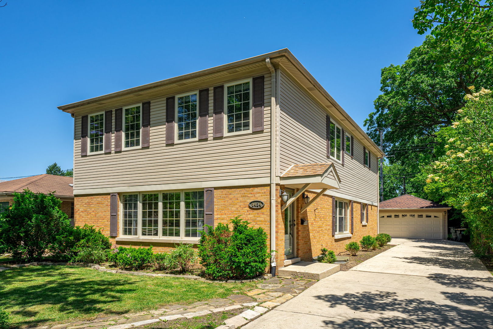 1434 Devon Avenue Park Ridge, IL 60068 - Photo 1 of 40