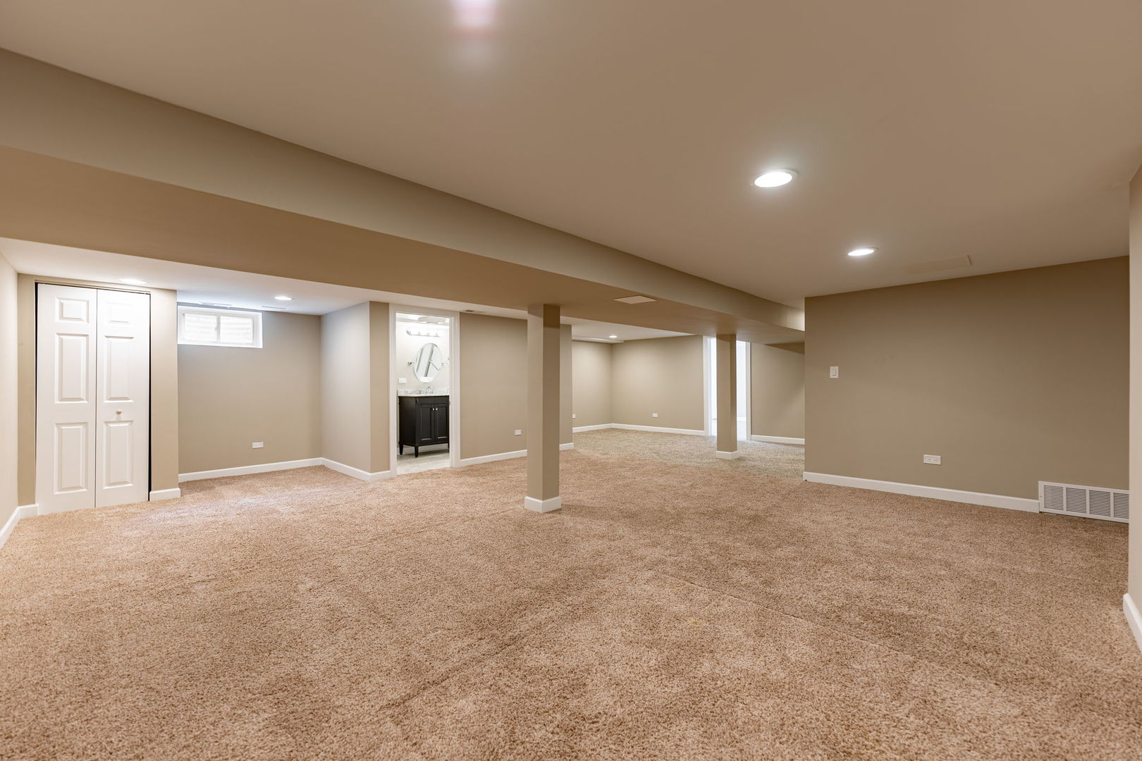 1434 Devon Avenue Park Ridge, IL 60068 - Photo 28 of 40