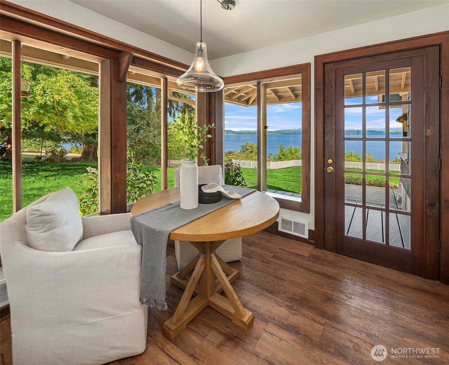 21324 Tramp Harbor Road Southwest Vashon, WA 98070 - Photo 15 of 35 Gallery Image 15