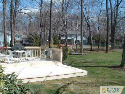 17 Pine Ridge Drive Edison, NJ 08820 - Photo 8 of 8