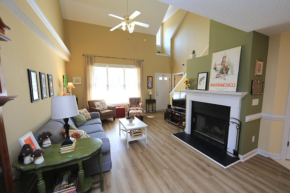 7321 Bonnie Ridge Court Raleigh, NC 27615 - Photo 2 of 14 Family Room