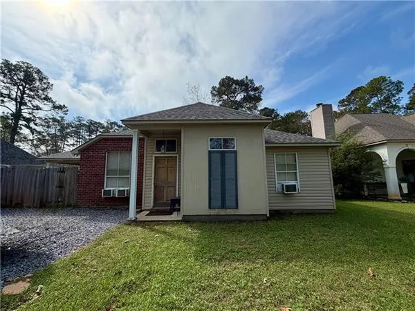 $185,900 | 1060 Elmer Street, Mandeville, LA 70448