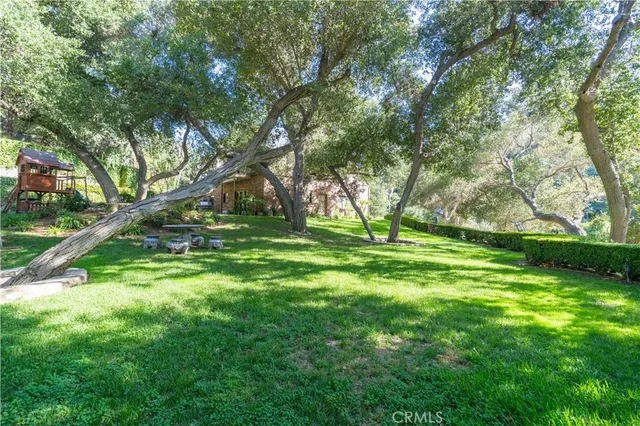$8,950,000 | 375 Berkshire Avenue, La Canada Flintridge, CA 91011