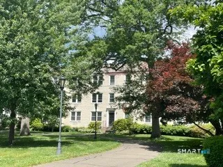 $2,200 | 104 Summer Street, Unit 2A, New Canaan, CT 06840