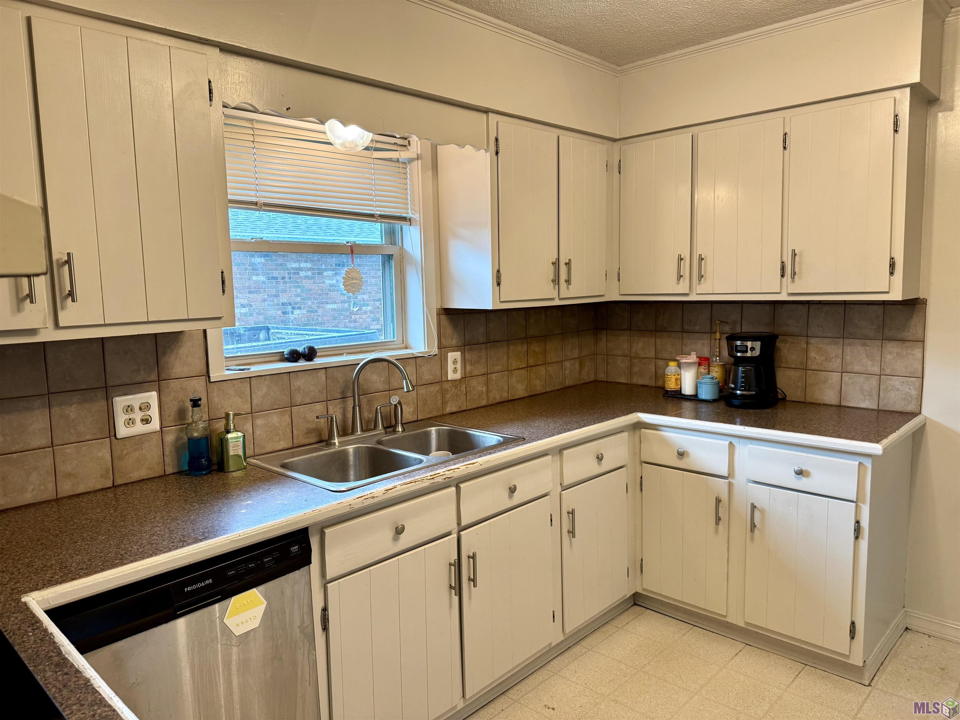 1604 Ridgeway Drive Morgan City, LA 70380 - Photo 13 of 23