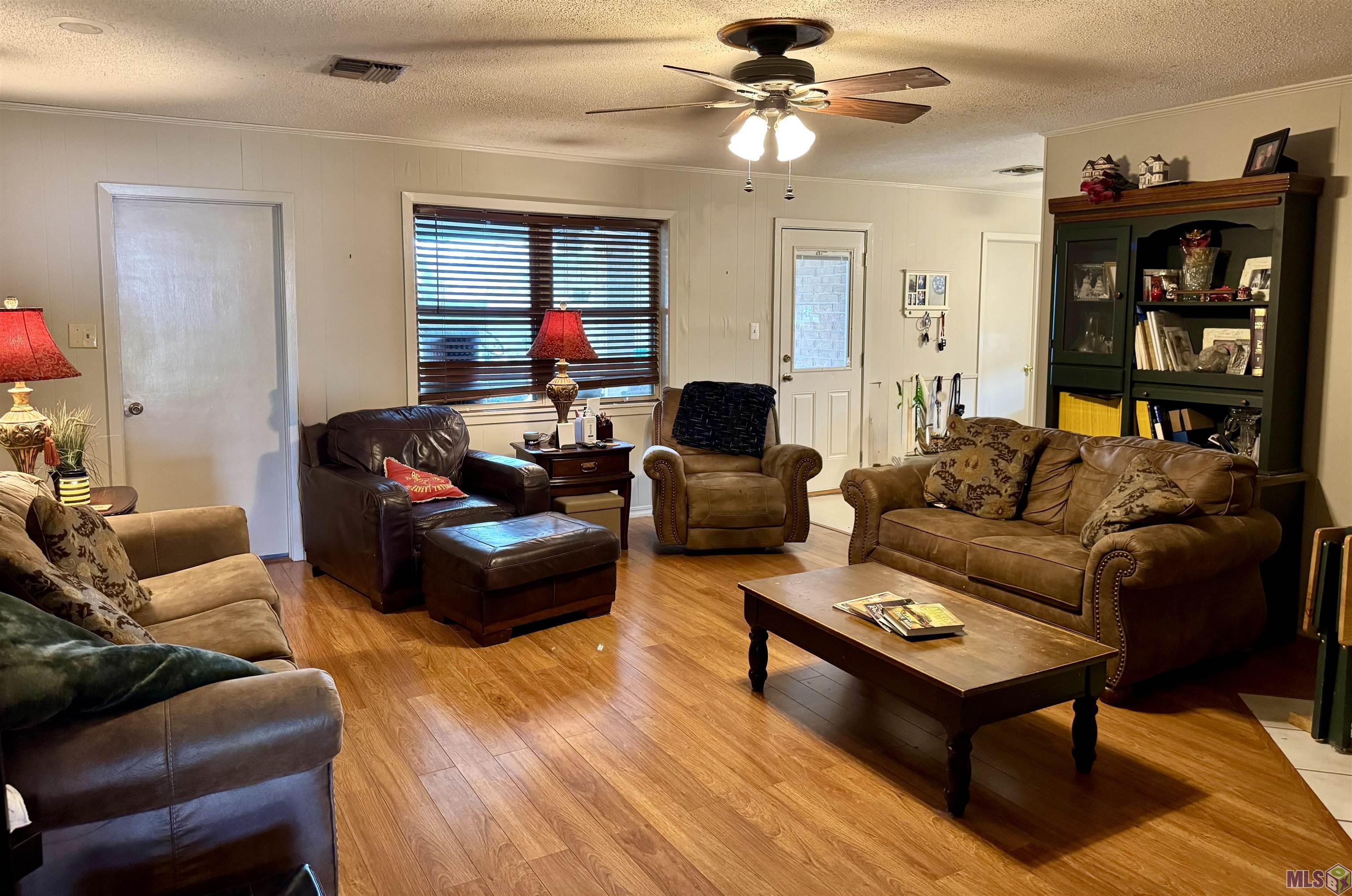 1604 Ridgeway Drive Morgan City, LA 70380 - Photo 4 of 23