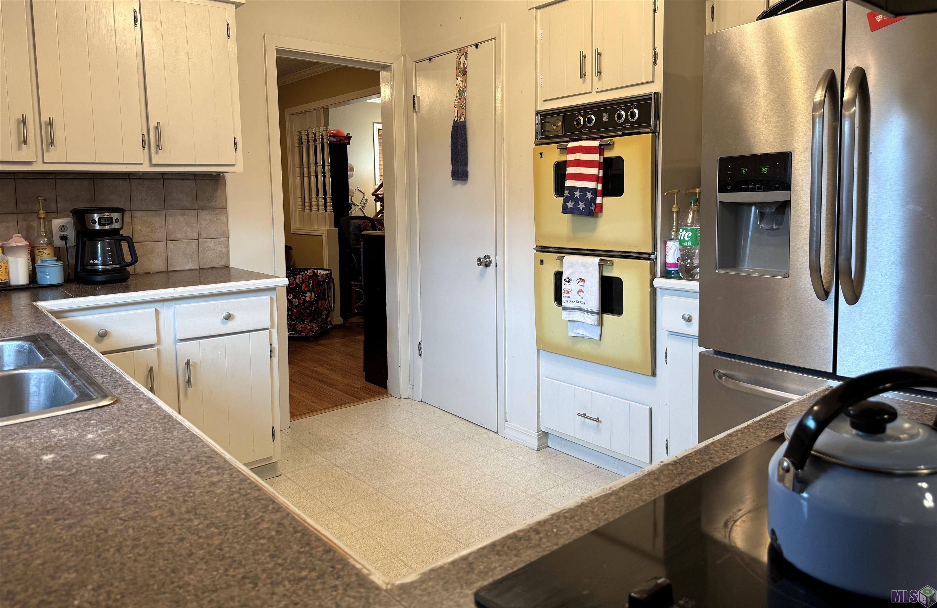 1604 Ridgeway Drive Morgan City, LA 70380 - Photo 10 of 23