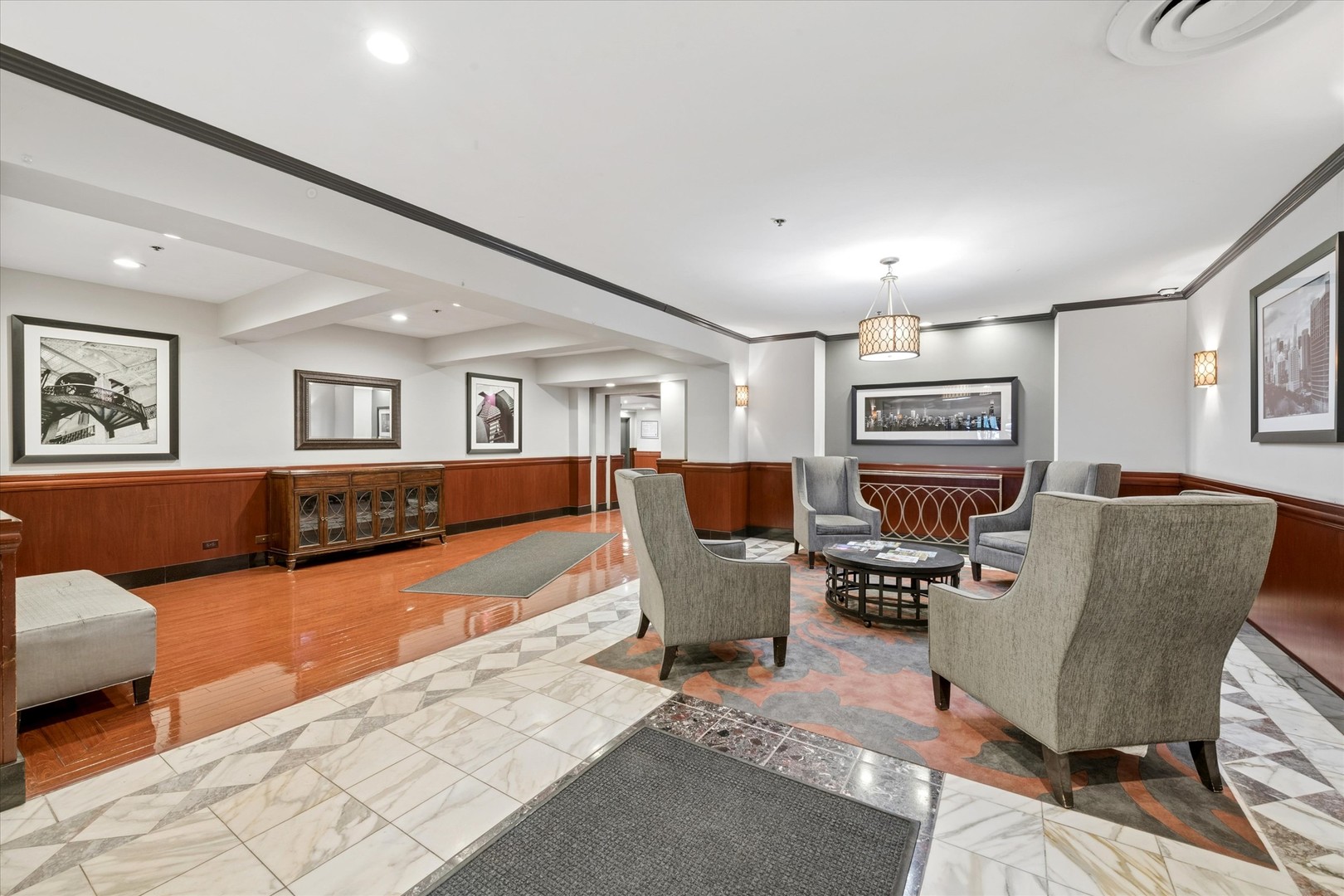 40 East 9th Street, Unit 1616 Chicago, IL 60605 - Photo 32 of 33