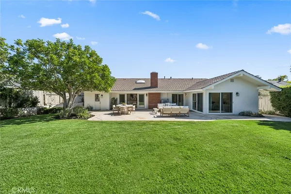 $3,995,000 | 926 Bellis Street, Newport Beach, CA 92660