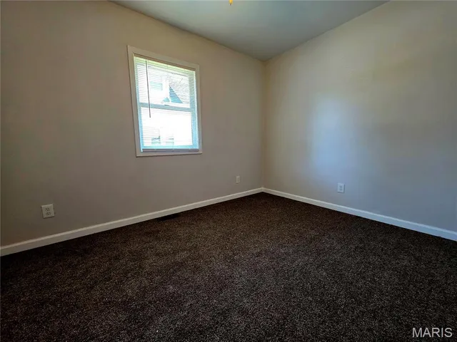 $145,000 | 726 Rice Street, Wood River, IL 62095