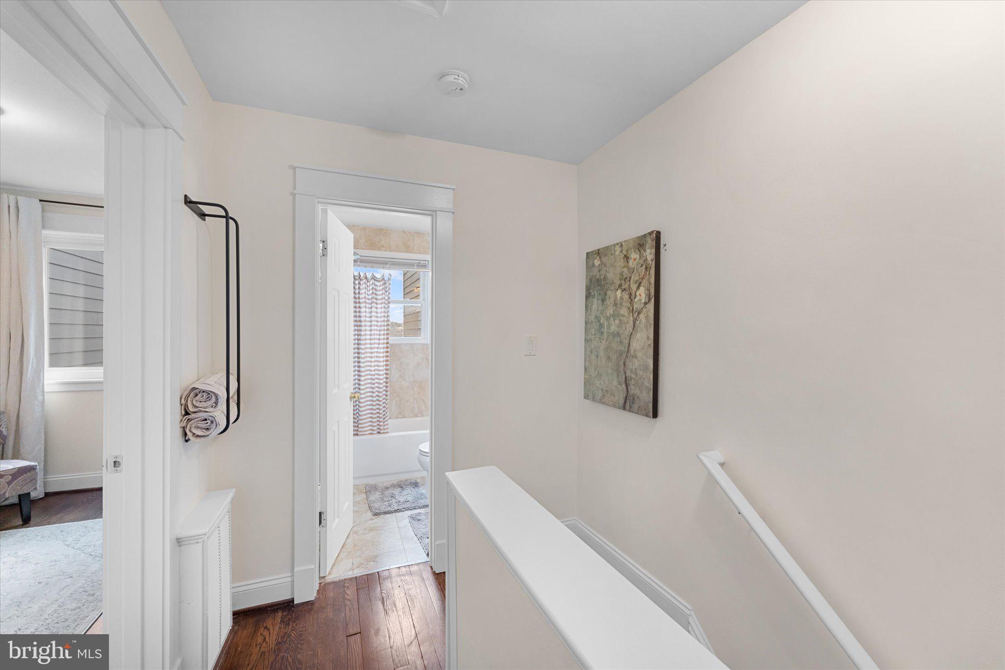 1527 K Street Southeast Washington, DC 20003 - Photo 10 of 22 Upper Hall