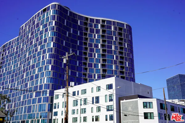 $9,507 | 2801 Sunset Place, Unit PH01, Los Angeles, CA 90005