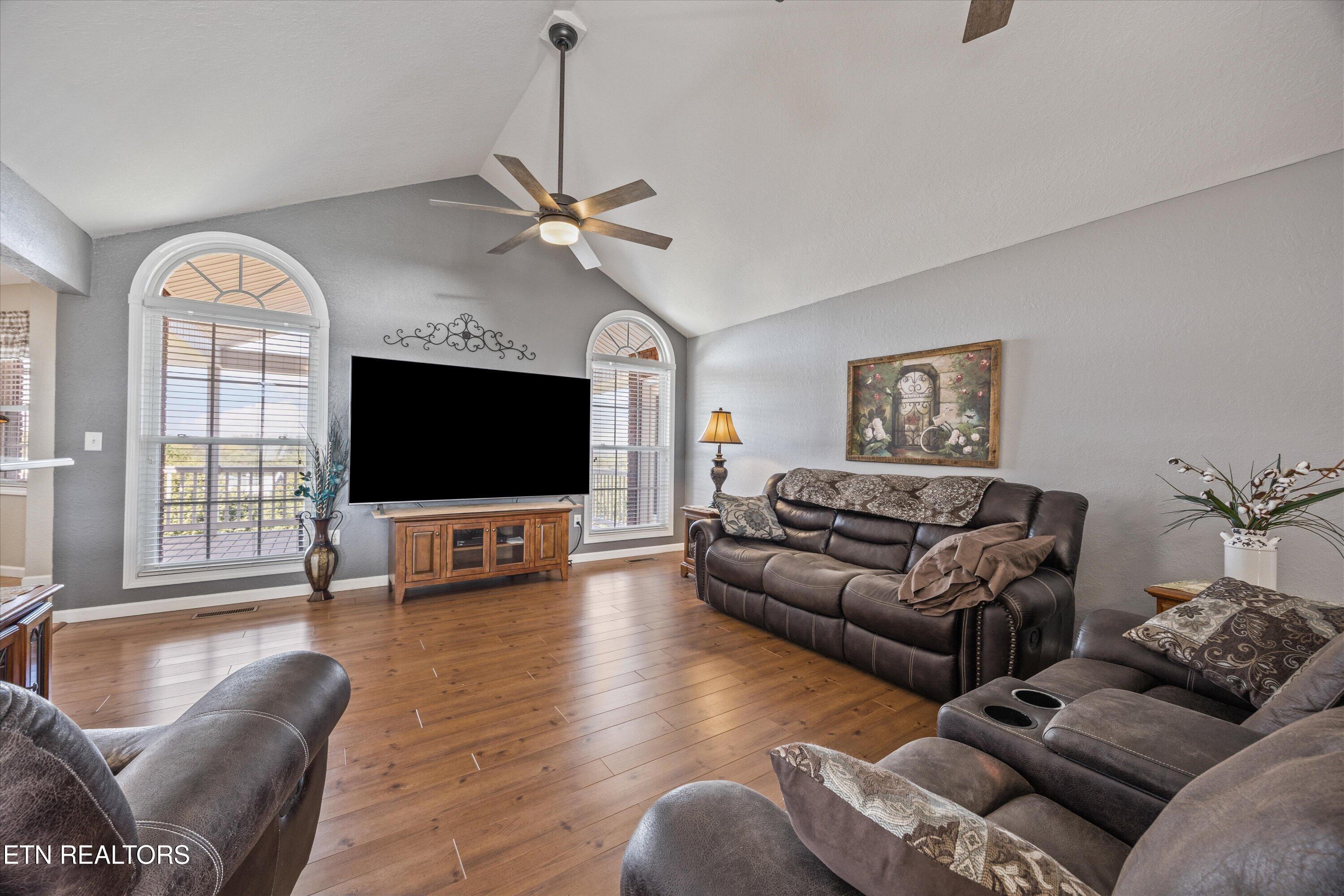 162 Epley Road Newport, TN 37821 - Photo 8 of 49 12-162 Epley Rd 09