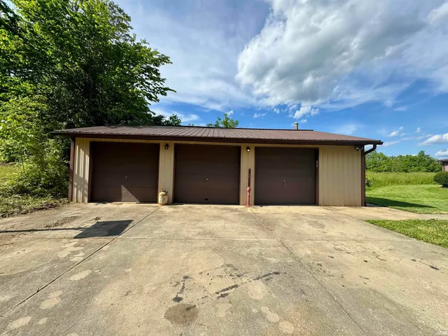 $293,000 | 13303 South Coffee Drive, Springville, IN 47462