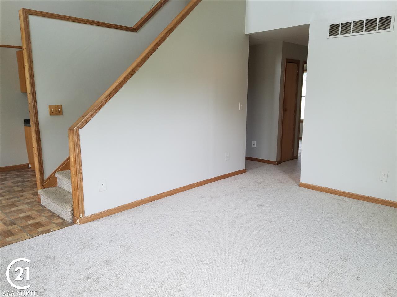 1809 East Brown Road Mayville, MI 48744 - Photo 7 of 32 31318378-6.JPG