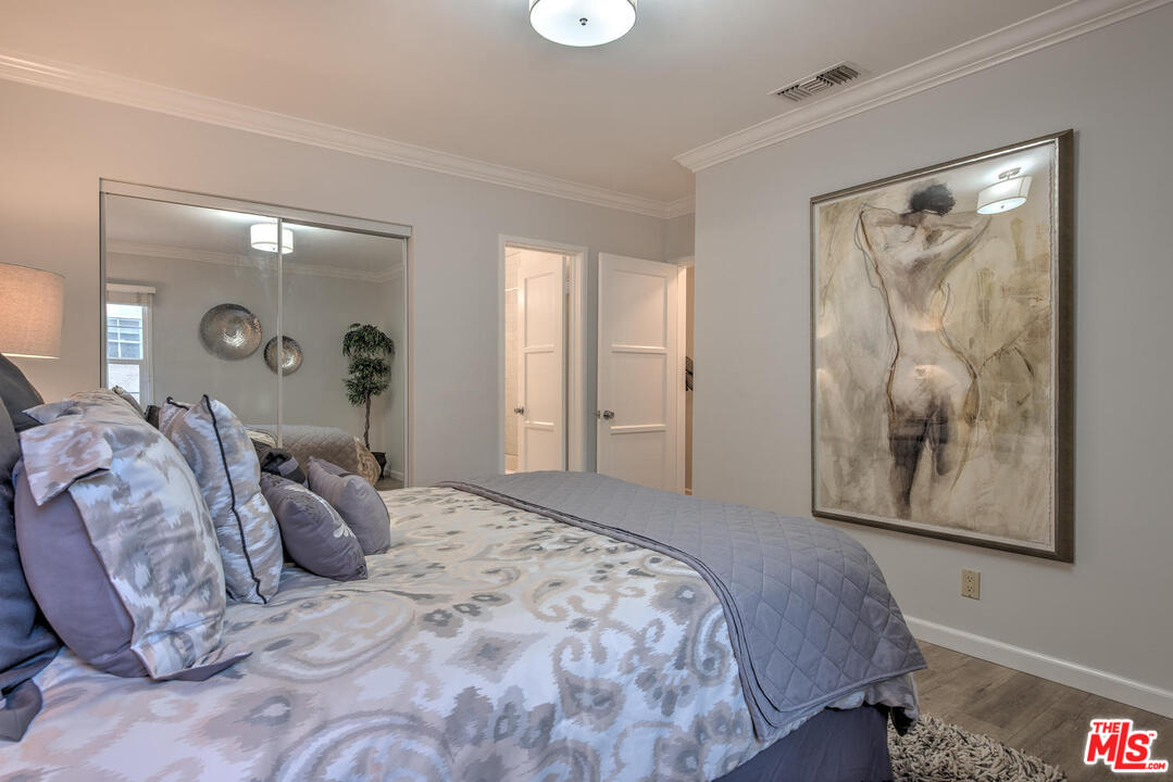 6600 Ruffner Avenue Lake Balboa, CA 91406 - Photo 12 of 20 Gallery Image 12