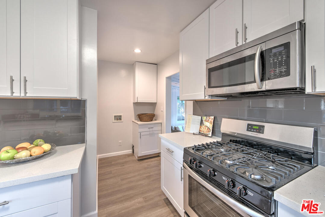 6600 Ruffner Avenue Lake Balboa, CA 91406 - Photo 14 of 20 Gallery Image 14
