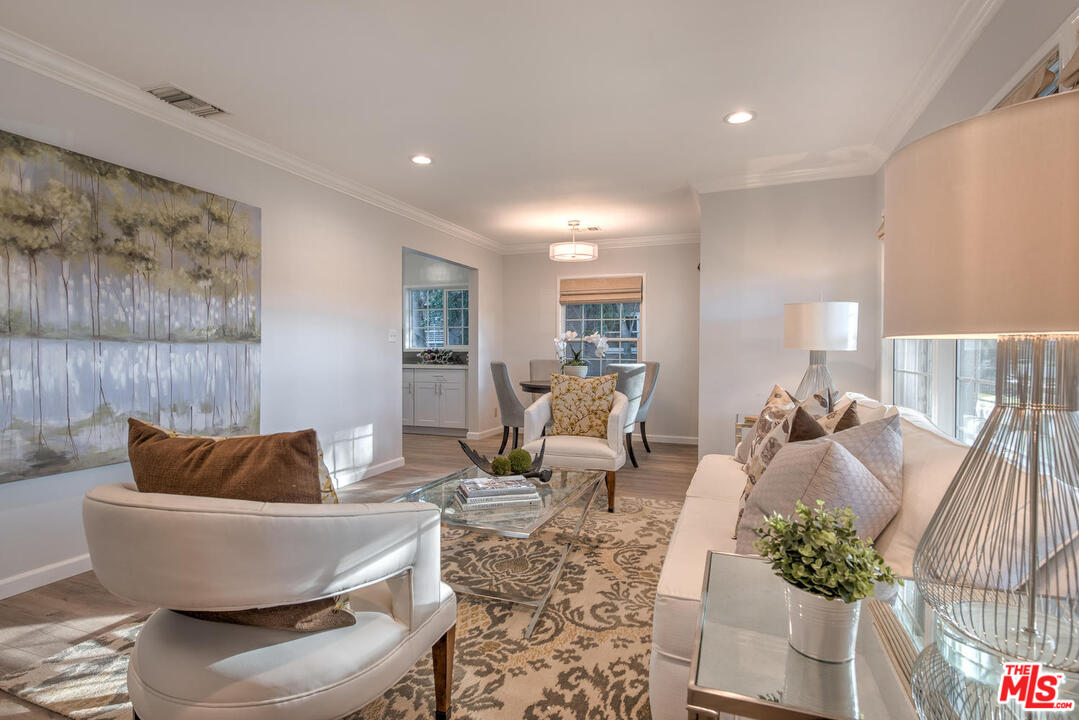 6600 Ruffner Avenue Lake Balboa, CA 91406 - Photo 3 of 20 Gallery Image 3
