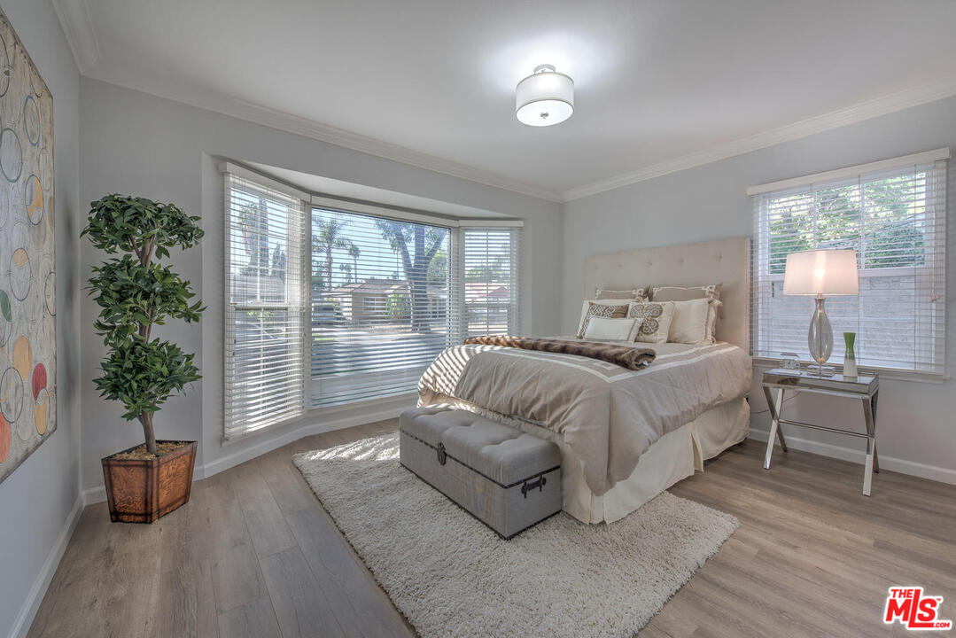 6600 Ruffner Avenue Lake Balboa, CA 91406 - Photo 6 of 20 Gallery Image 6