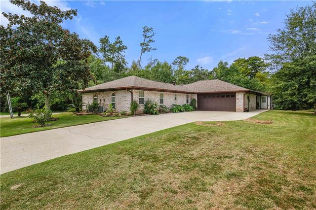 170 Indian Village Road Slidell, LA 70461 - Photo 2 of 33