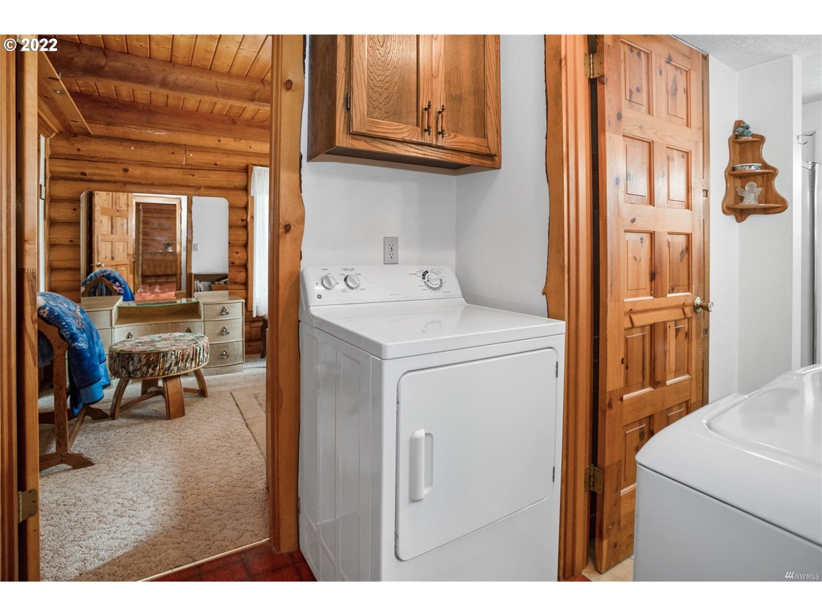 248 Coma Road Winlock, WA 98596 - Photo 13 of 30 a utility room with dryer and washer