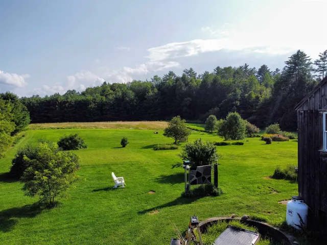 $225,000 | 682 Goose Lane, Bath, NH 03740