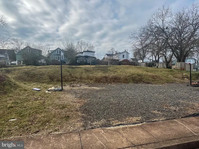 a view of outdoor space with garden