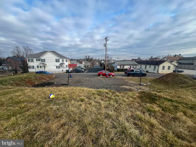 $325,000 | 121 West Piedmont Street, Culpeper, VA 22701