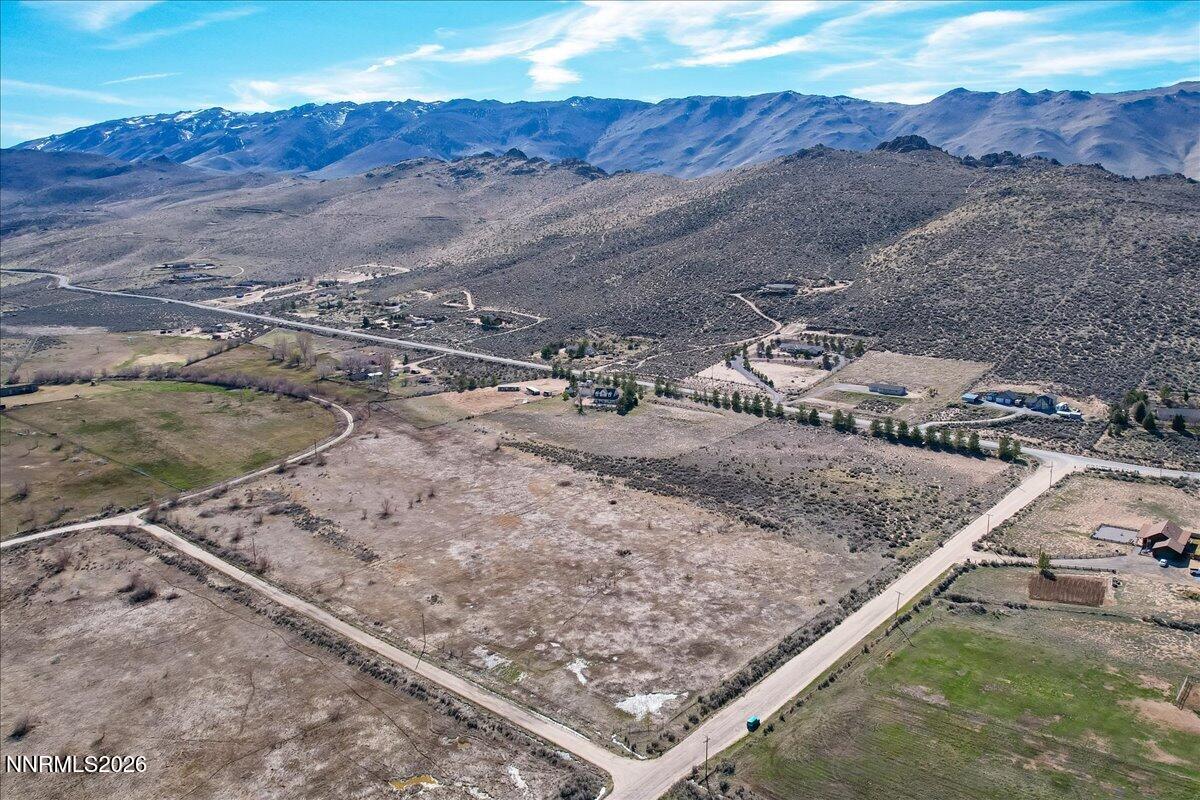 15210 North Red Rock Road Reno, NV 89508 - Photo 11 of 30 a view of a backyard with wooden fence