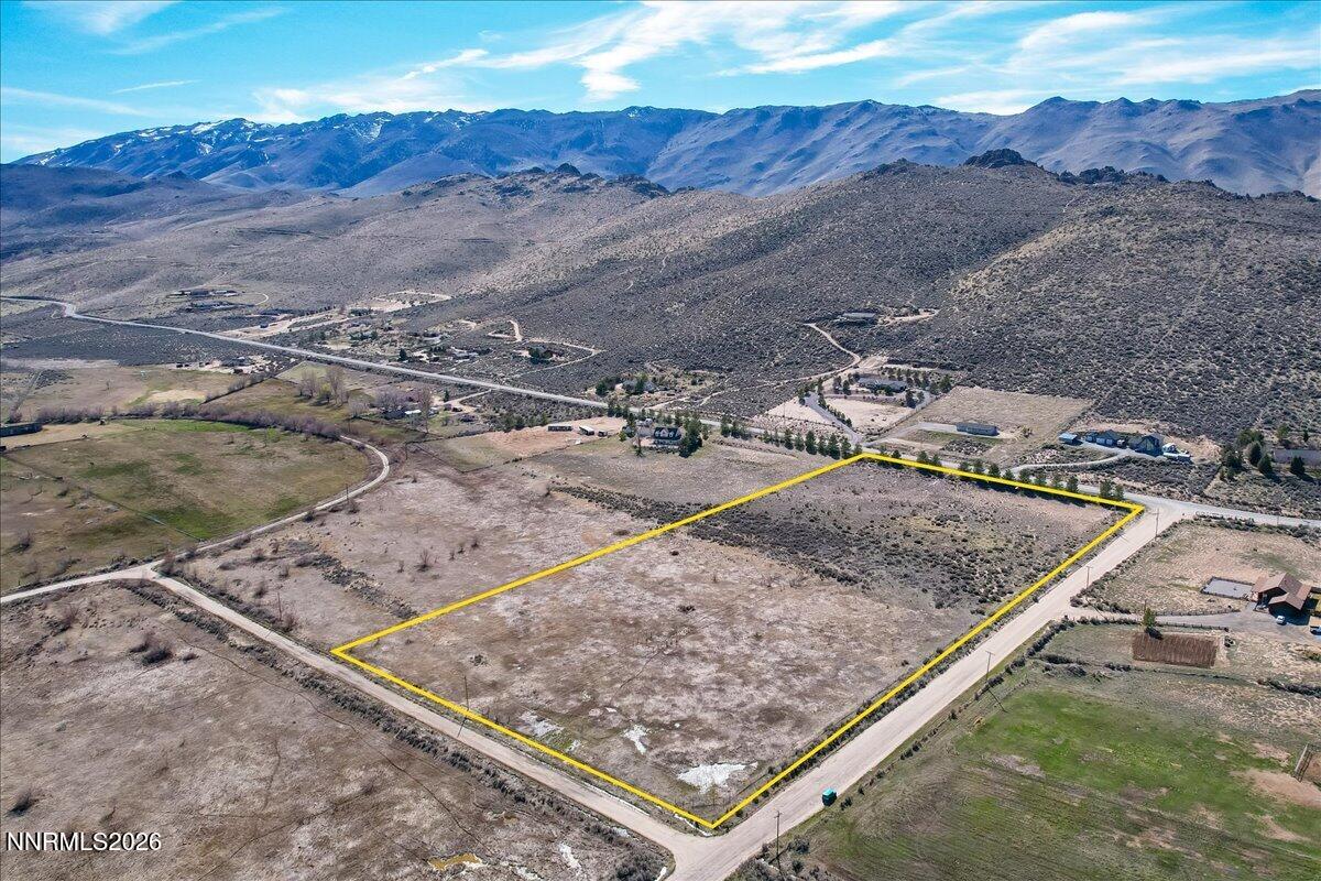 15210 North Red Rock Road Reno, NV 89508 - Photo 12 of 30 a view of a backyard with wooden fence
