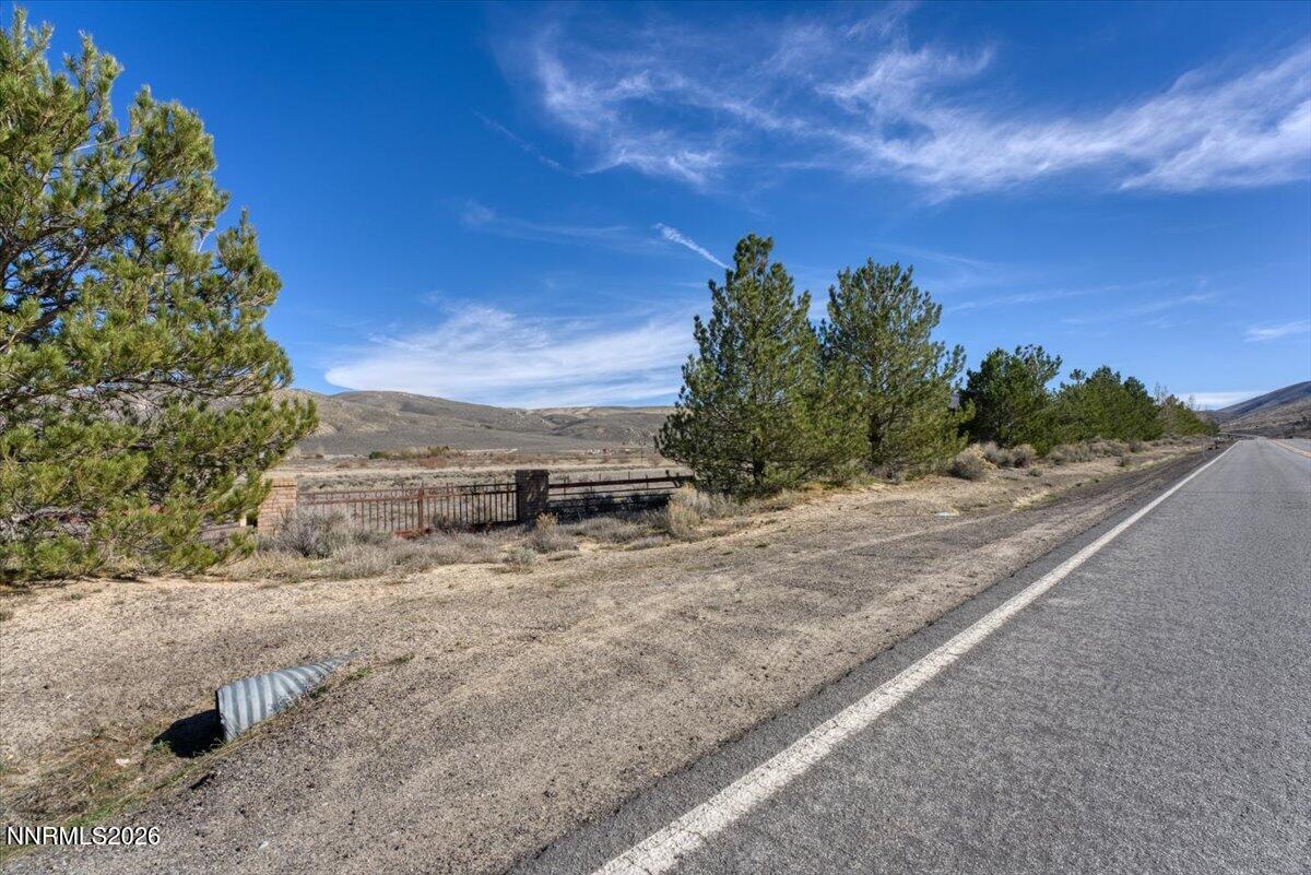 15210 North Red Rock Road Reno, NV 89508 - Photo 29 of 30 a view of a dry yard with wooden fence