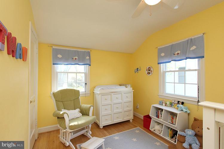 8209 Maple Ridge Road Bethesda, MD 20814 - Photo 24 of 26 Bedroom #3