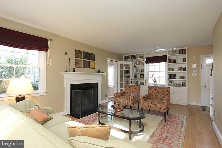 8209 Maple Ridge Road Bethesda, MD 20814 - Photo 4 of 26 Living Room with Built-in Bookcase