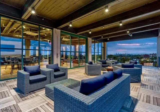 $3,150 | 33 Ashland Avenue, Unit 317, West Orange, NJ 07052