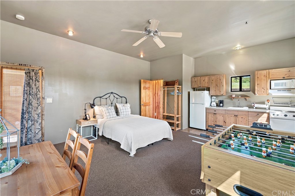 10950 Fox Springs Road Fallbrook, CA 92028 - Photo 18 of 23